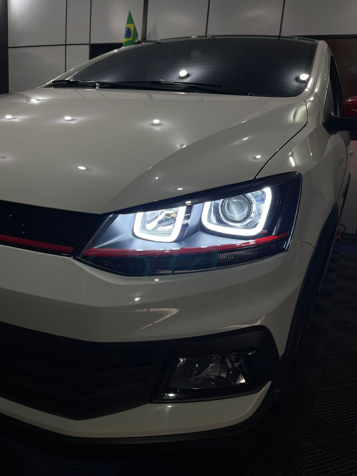 Instalação Bi-LED detalhe